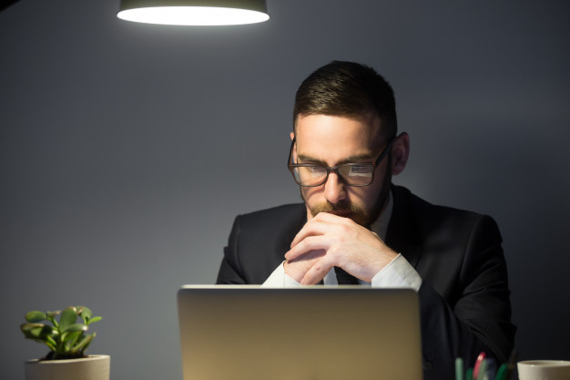 1-dechiffrer-une-offre-demploi-toutes-les-astuces